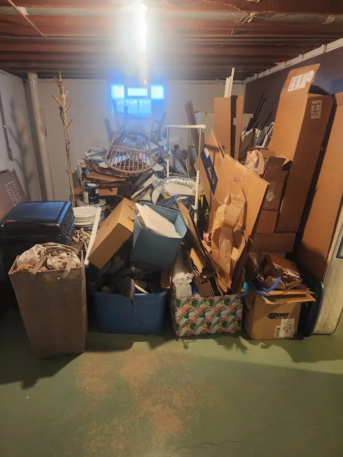 Roll-off dumpster container at job site for Construction Dumpster Rental in Peoria